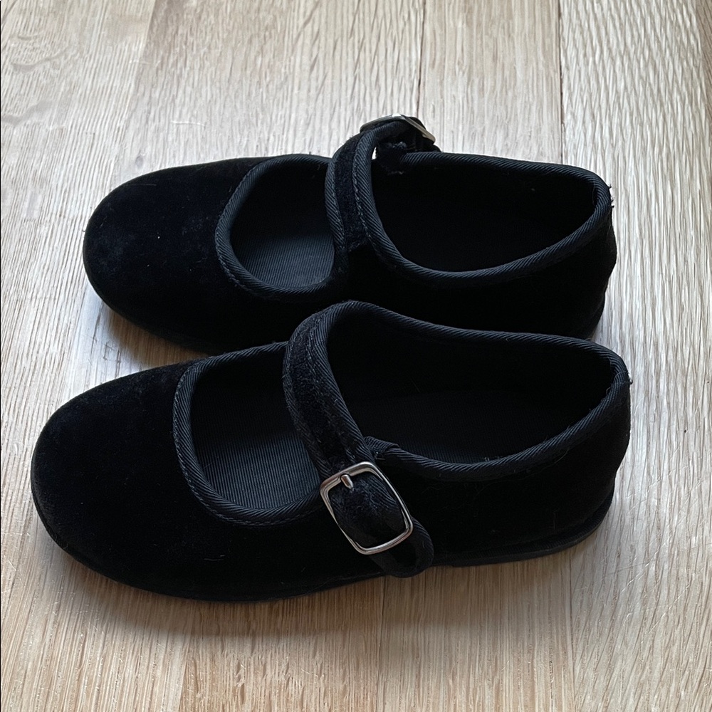 Zara Black Velvet Dress Shoes
